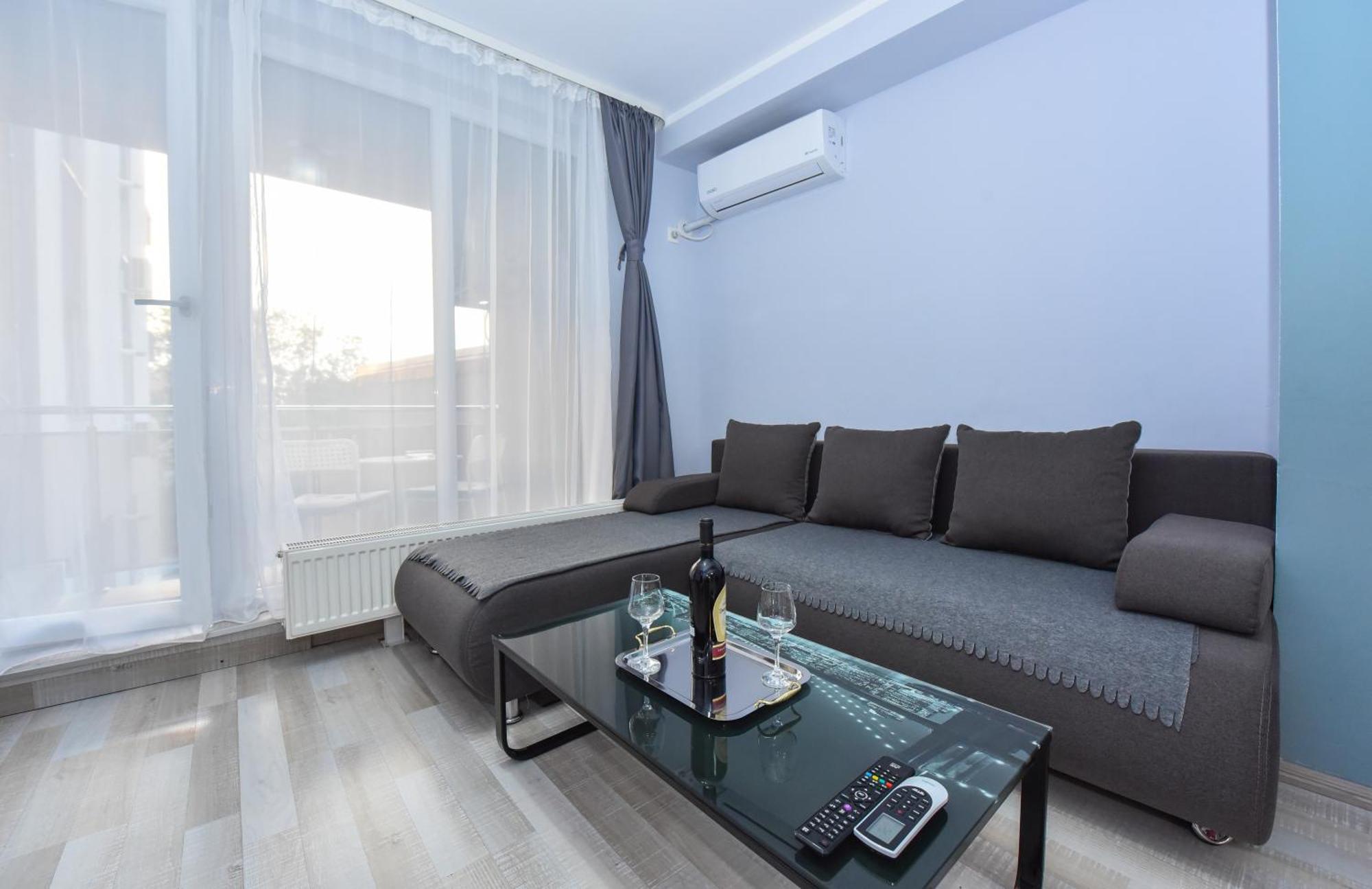 Bucharest Last Minute Accommodation Luaran gambar
